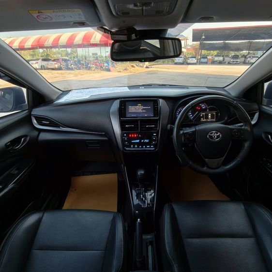 Toyota Yaris ATIV 2020 1.2 Sport Premium Sedan เบนซิน ไม่ติดแก๊ส เกียร์อัตโนมัติ เทา รูปที่ 3
