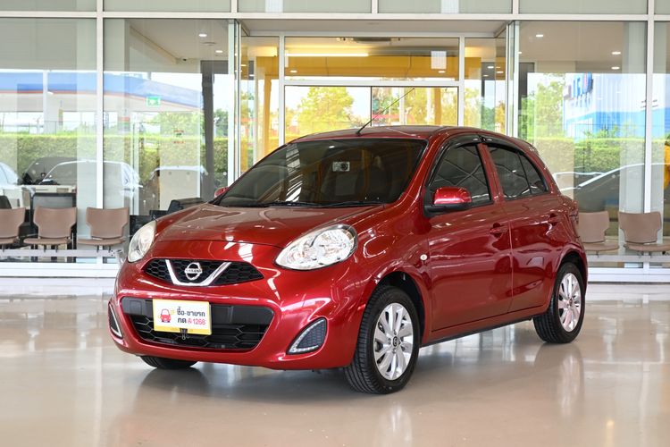รถ Nissan March 1.2 E สี แดง