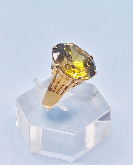 แหวนบุษราคัม  รูปที่ 8