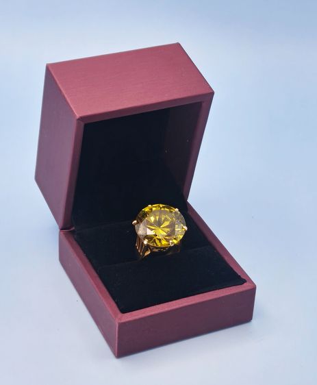 แหวนบุษราคัม  รูปที่ 3