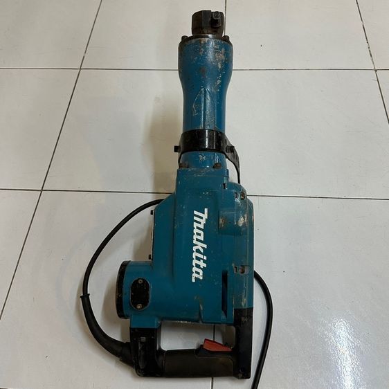 อุปกรณ์เครื่องมือช่าง เครื่องสกัดคอนกรีตไฟฟ้า MAKITA รุ่น HM1306