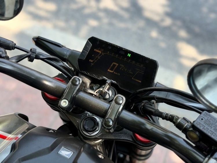 CB150R สี ดำ รถบ้านมือเดียวใช้เอง รูปที่ 4