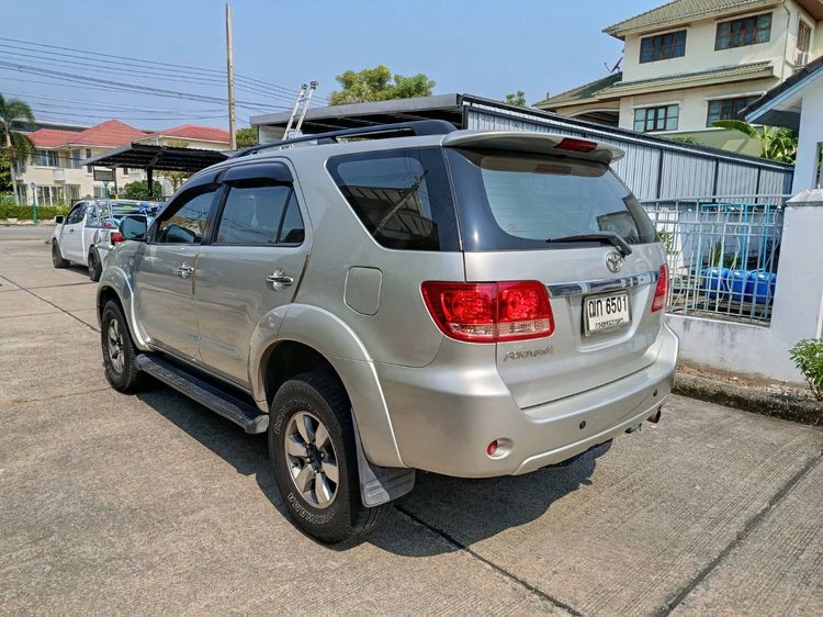 Toyota Fortuner 2005 2.7 V 4WD Utility-car เบนซิน LPG เกียร์อัตโนมัติ เทา รูปที่ 3