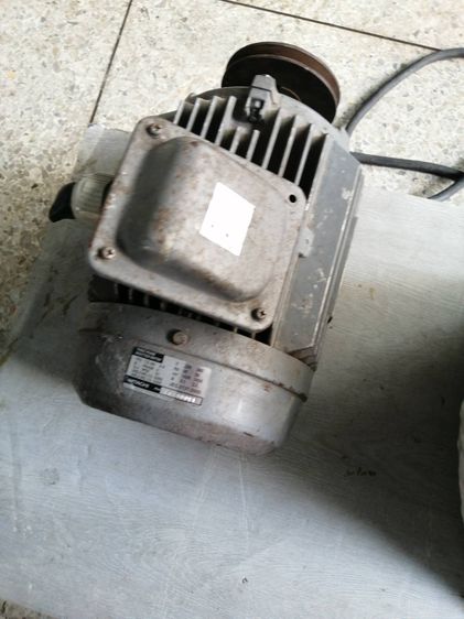 มอเตอร์2แรงไฟ3เฟส ช้งานปกติ พัน5ส่งได้ทัก0813195660 สะดวก