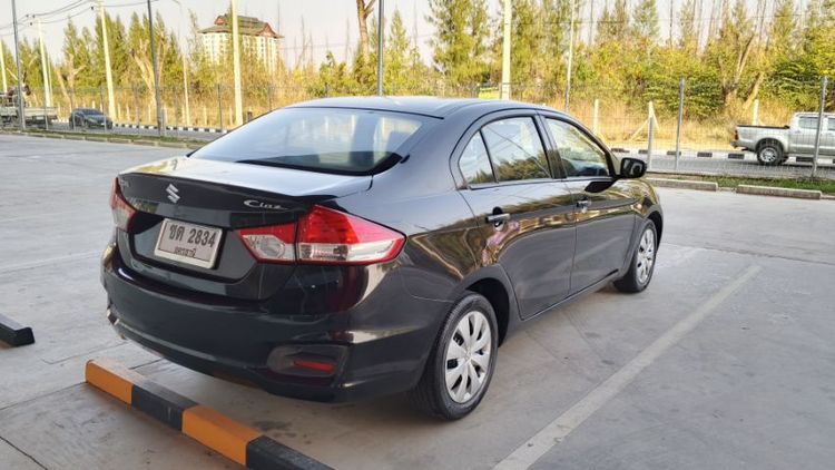 Suzuki Ciaz 2017 1.2 GL Sedan เบนซิน ไม่ติดแก๊ส เกียร์อัตโนมัติ ดำ รูปที่ 3