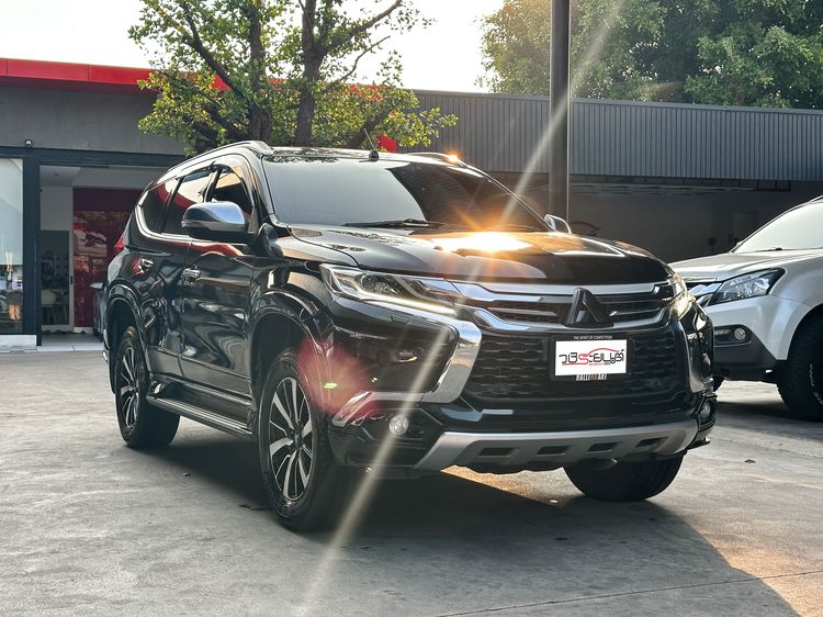 Mitsubishi Pajero Sport 2017 2.4 GT Premium 4WD Utility-car ดีเซล เกียร์อัตโนมัติ ดำ รูปที่ 3