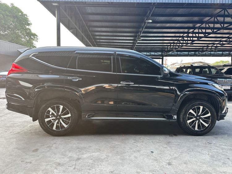 Mitsubishi Pajero Sport 2017 2.4 GT Premium 4WD Utility-car ดีเซล เกียร์อัตโนมัติ ดำ รูปที่ 4