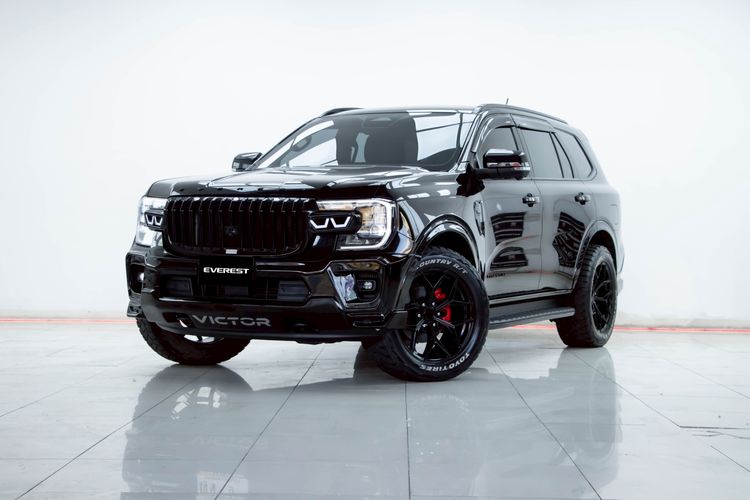รถ Ford Everest 2.0 Bi-Turbo Titanium+ สี ดำ