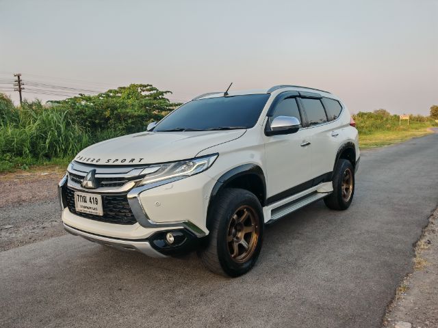 Mitsubishi Pajero Sport 2018 2.4 GT Premium ดีเซล ไม่ติดแก๊ส เกียร์อัตโนมัติ ขาว