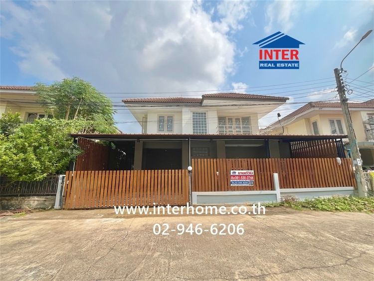 บ้านเดี่ยว 2 ชั้น 41.5 ตร.ว. หมู่บ้านเพ็ญศิริ สุวินทวงศ์25 ซอยสุวินทวงศ์25 ถนนสุวินทวงศ์ ถนนเชื่อมสัมพันธ์ เขตหนองจอก กรุงเทพมหานคร