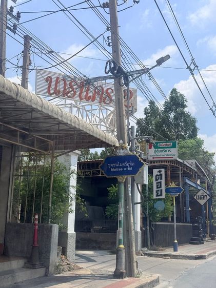 ขายด่วนที่ดิน 102.5 ตรว ติดถนนสาธารณะ ถมแล้ว+ล้อมกำแพง ซอยเทศบาล 8 อ.บางบัวทอง จ.นนทบุรี 