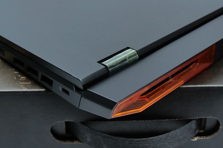 ACER Nitro 16 Ryzen 7 8845HS-RX4060 RAM32-SSD512+1TB รูปที่ 11