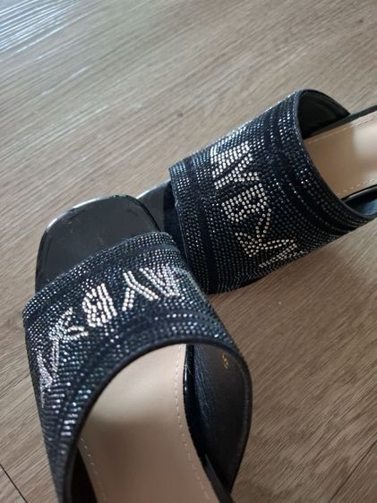 รองเท้ายี่ห้อplayboy ของแท้สภาพนางฟ้า รูปที่ 4