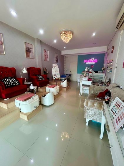 เซ้งร้านทำเล็บ ลาดพร้าว โชคชัย 4 หน้าร้านเด่นมาก ติดร้านนวดชื่อดัง รูปที่ 2