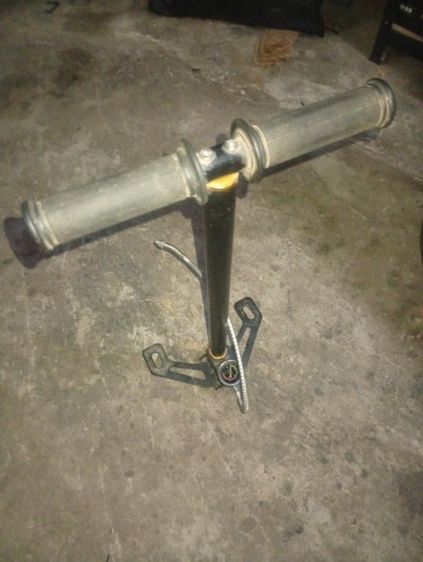 สูบมือแรงดันสูง