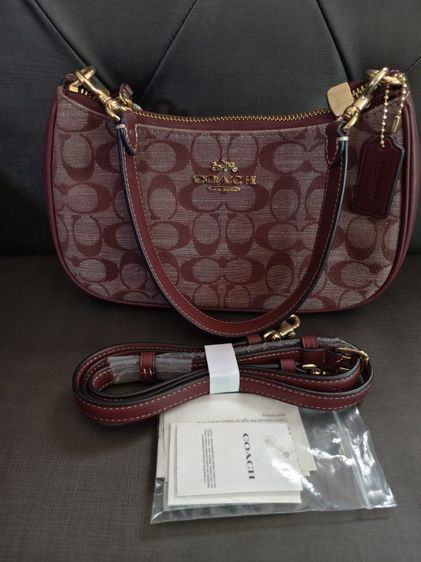 Coach สะพาย สวย กริ๊บ  2600 ส่งฟรี รูปที่ 3