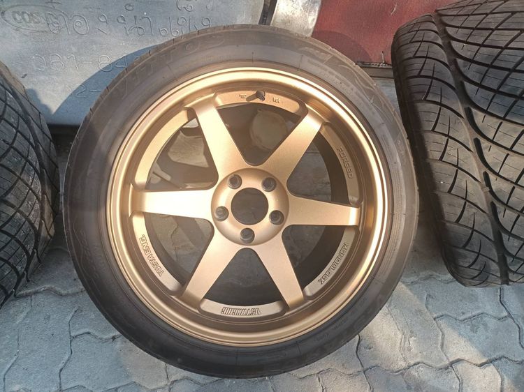 ขายล้อแม็ก หน้า9.5หลัง10.5 พร้อมยาง275-40-18ปี25 สวยกริบไม่มีตำหนิ รูปที่ 2