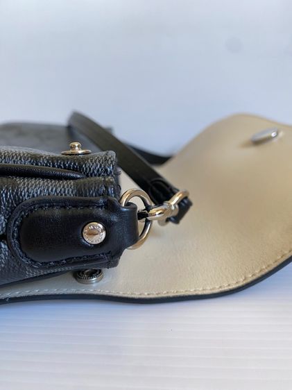 Coach กระเป๋าสะพาย รูปที่ 9