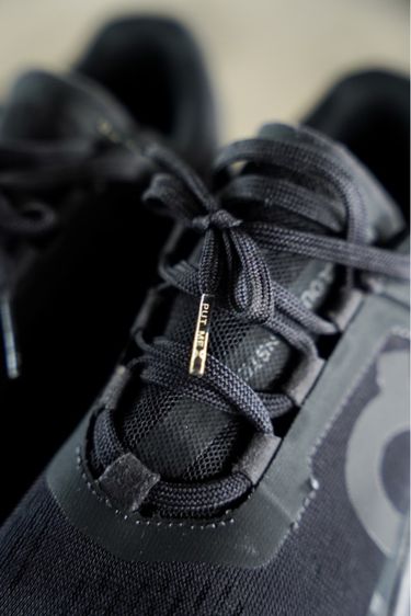 On Running Cloudmonster สี All Black รูปที่ 11