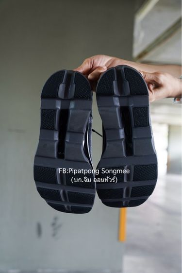 On Running Cloudmonster สี All Black รูปที่ 10