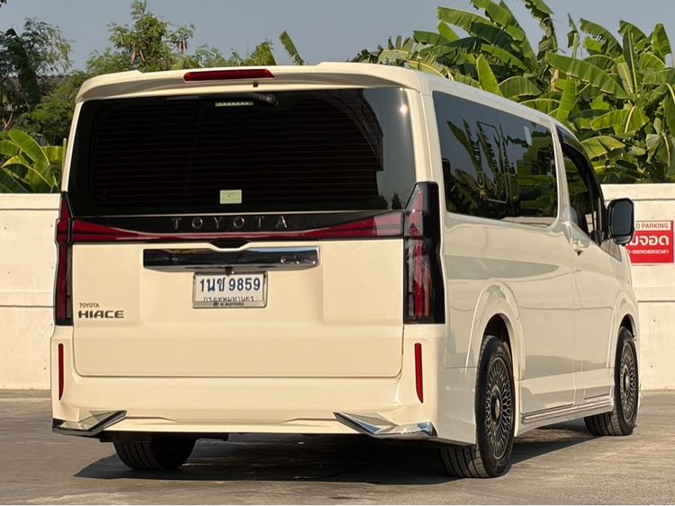 Toyota Hiace 2024 2.8 GL Van ดีเซล ไม่ติดแก๊ส เกียร์อัตโนมัติ ขาว รูปที่ 4