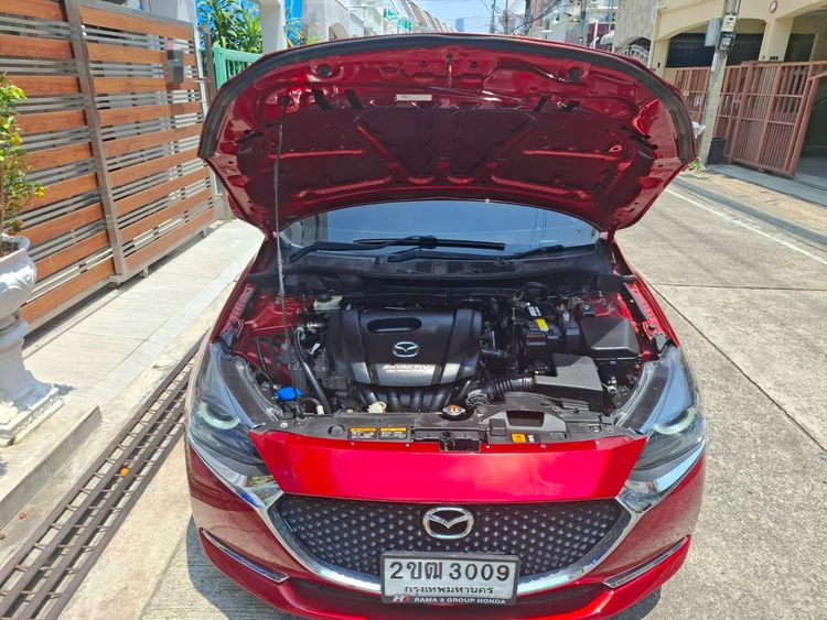 Mazda Mazda 2 2018 1.3 Sports High Sedan เบนซิน เกียร์อัตโนมัติ แดง รูปที่ 4