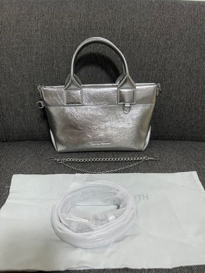 กระเป๋า charles and keith แท้ รูปที่ 3