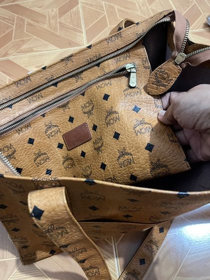 MCM 2,900 บาท 