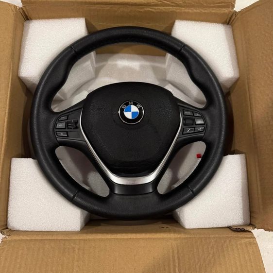 พวงมาลัย BMW F30 LCI 