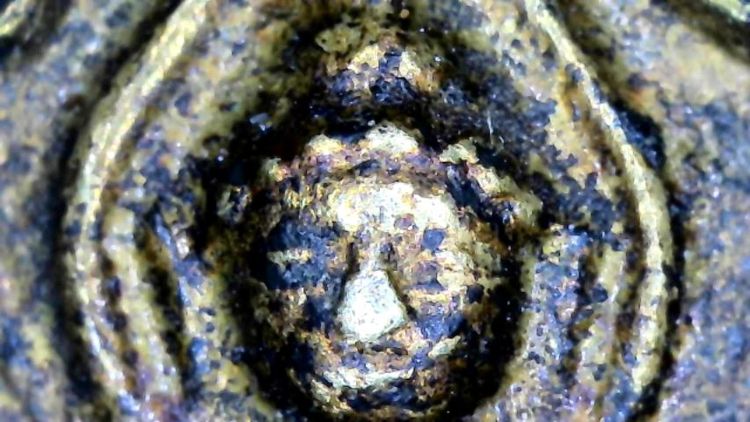 เหรียญประภามณฑลรัศมีข้างหลวงปู่ศุขวัดปากคลองมะขามเฒ่า รูปที่ 4