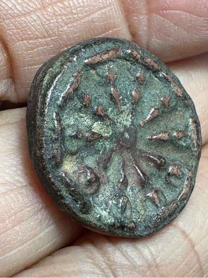 องค์ละ1550🙏พระกำแพงงบน้ำอ้อย ลงรักน้ำเกลี้ยง🙏พระร่วงยืน กรุวัดมอญ (หายาก )  พระบิ่นเดิมจากในกรุ องค์พระ เนื้อมีความแน่นแกร่ง รูปที่ 11