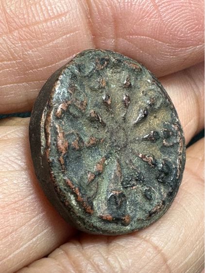 องค์ละ1550🙏พระกำแพงงบน้ำอ้อย ลงรักน้ำเกลี้ยง🙏พระร่วงยืน กรุวัดมอญ (หายาก )  พระบิ่นเดิมจากในกรุ องค์พระ เนื้อมีความแน่นแกร่ง รูปที่ 12