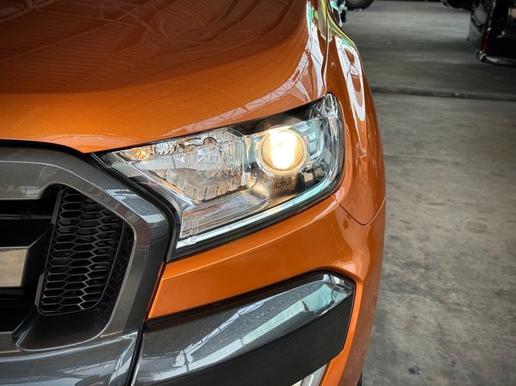 Ford Ranger 2017 2.2 Wildtrak 4WD Pickup ดีเซล ไม่ติดแก๊ส เกียร์อัตโนมัติ ส้ม รูปที่ 4
