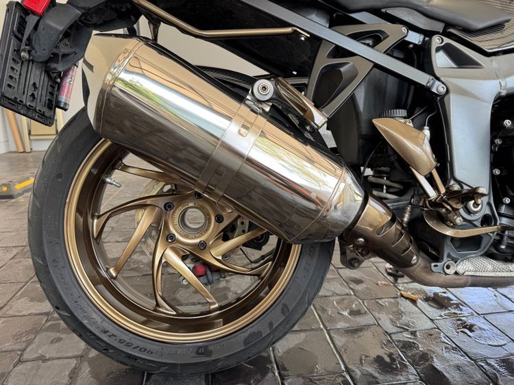 BMW K1300R รูปที่ 9