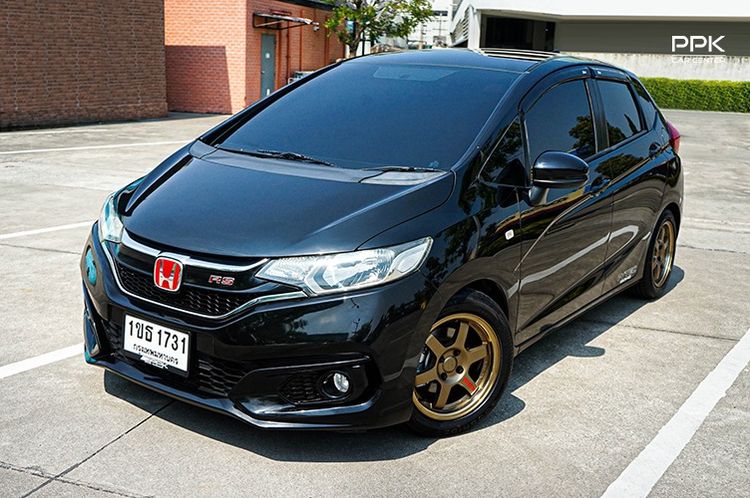 รถ Honda Jazz 1.5 V Plus i-VTEC สี ดำ