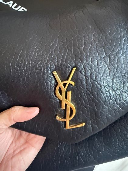 YSL Calypso Large Lambskin Bag มีใบเสร็จ EMQUARTIER  (ใน shop 120,000บาท) รูปที่ 7