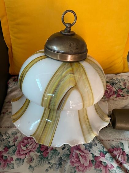 โคมไฟแก้วของอังกฤษ รูปที่ 3