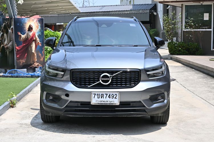 Volvo XC40 2019 2.0 T5 R-Design 4WD Sedan เบนซิน ไม่ติดแก๊ส เกียร์อัตโนมัติ เทา รูปที่ 2