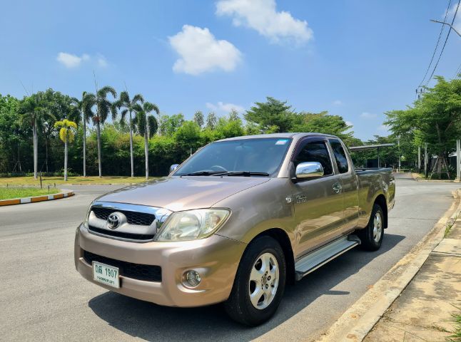 Toyota Hilux Vigo 2010 2.7 G Pickup เบนซิน LPG เกียร์อัตโนมัติ บรอนซ์ทอง รูปที่ 3