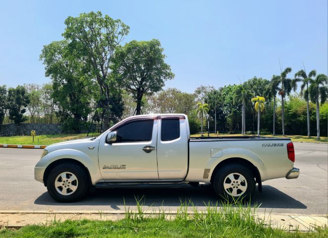 Nissan Navara 2011 2.5 Calibre LE Pickup ดีเซล เกียร์อัตโนมัติ บรอนซ์เงิน รูปที่ 2