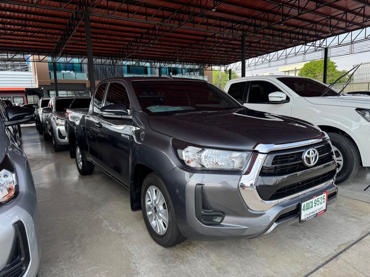Toyota Hilux Revo 2024 2.4 Z Edition Entry Pickup ดีเซล ไม่ติดแก๊ส เกียร์ธรรมดา เทา