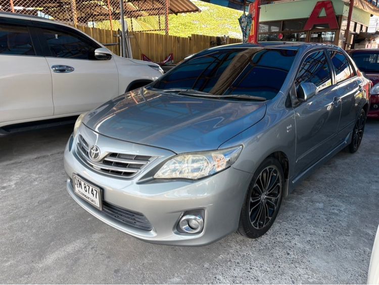 รถ Toyota Altis 1.8 E สี เทา