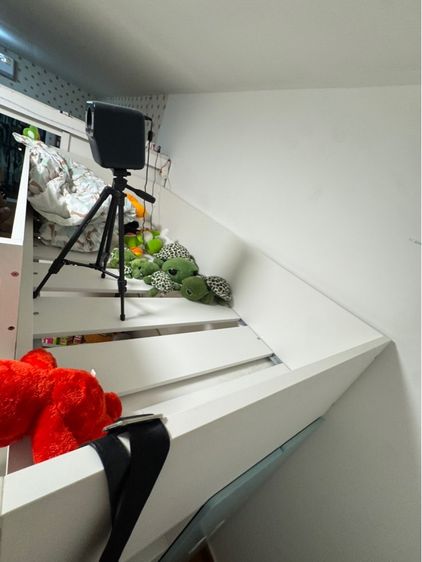 เตียง 2 ชั้น กับโต๊ะเขียนหนังสือ อิเกีย รูปที่ 4