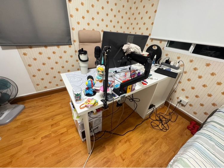 เตียง 2 ชั้น กับโต๊ะเขียนหนังสือ อิเกีย รูปที่ 6