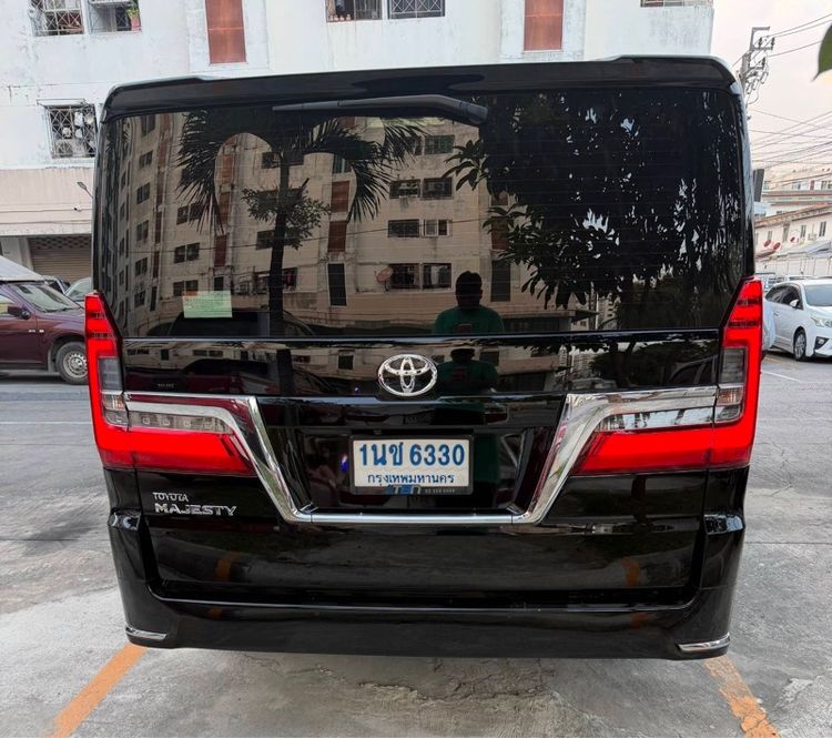 Toyota Majesty 2024 2.8 Premium Van ดีเซล ไม่ติดแก๊ส เกียร์อัตโนมัติ ดำ รูปที่ 2
