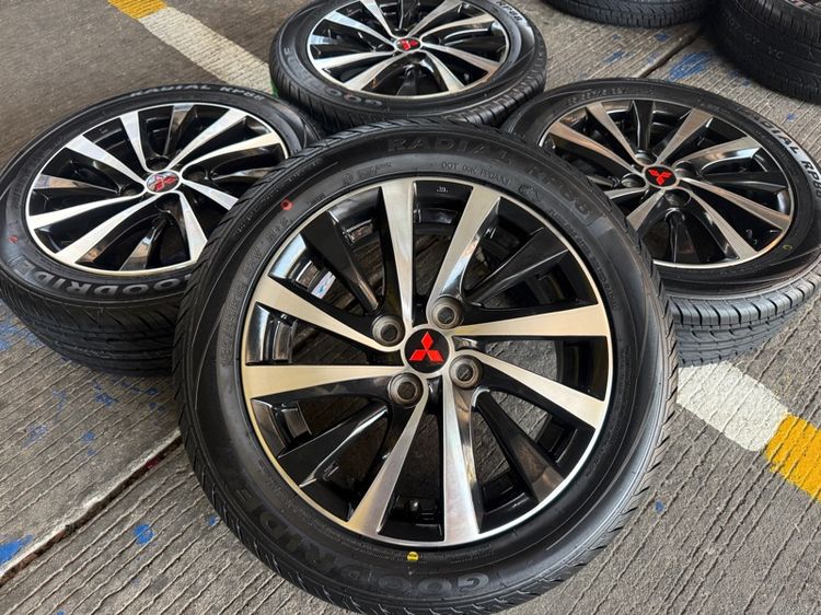 Mitsubishi Attrage ขอบ 15 นิ้ว Top 🔥