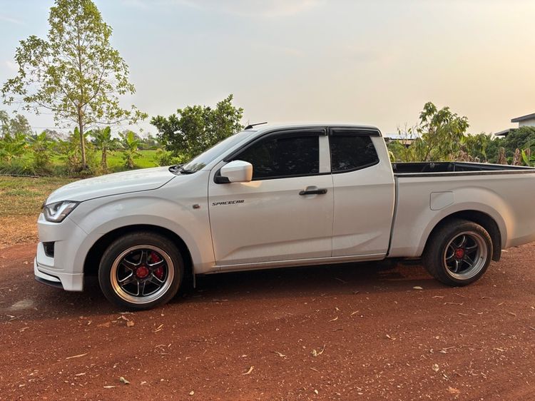 Isuzu D-MAX 2021 1.9 S Pickup ดีเซล เกียร์ธรรมดา ขาว รูปที่ 4