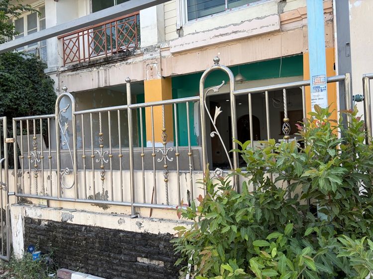 อื่นๆ รั้วสแตนเลส 304 มือสอง