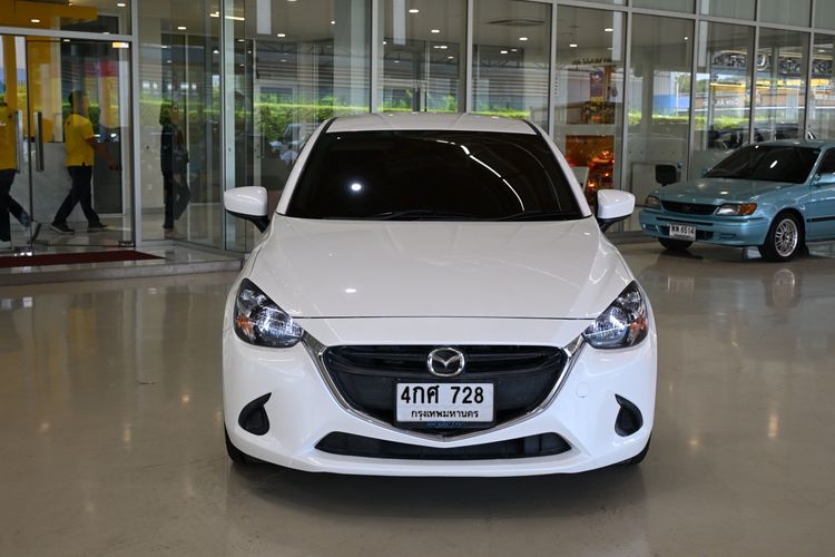 รถ Mazda Mazda 2 1.3 Sports สี ขาว