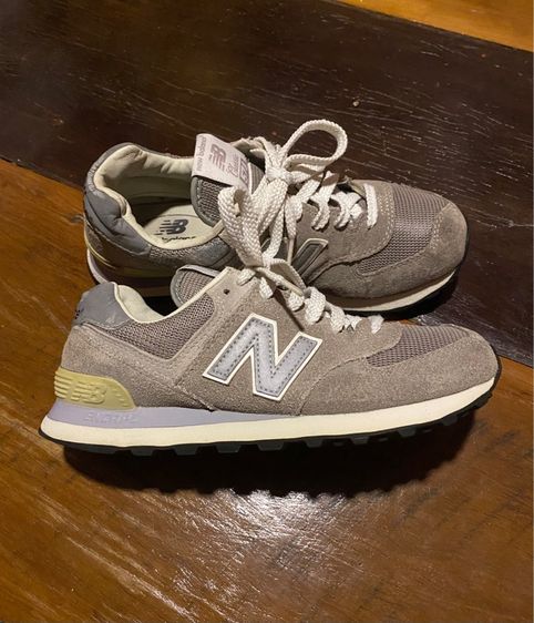 UK 7 | EU 40 2/3 | US 7.5 New Balance 574 s40.5 แท้ 💯